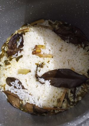 Foto resep Nasi Daun Jeruk (Rice Cooker)