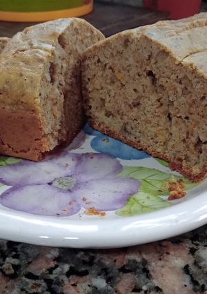 Una foto de Budín de naranja esponjoso 🍊 sin tacc y sin lactosa