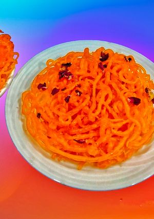 A picture of Ghevar (Sindhi Special).