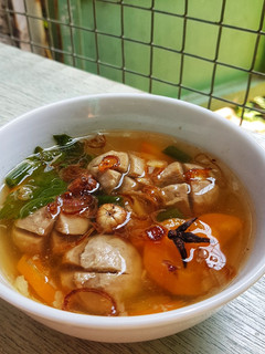 Foto resep Sop Bakso Kaldu Tulang Sapi Berempah