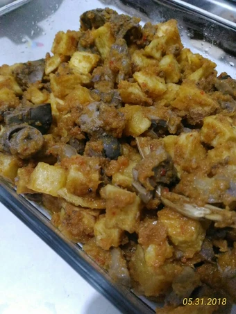 Langkah Mudah untuk Membuat Resep Sambel goreng kentang ati ayam yang Bisa Manjain Lidah Anti Ribet, Uenak Banget