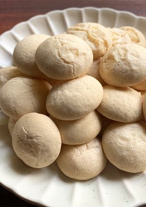 A picture of Egg Yolk & Starch Cookies.