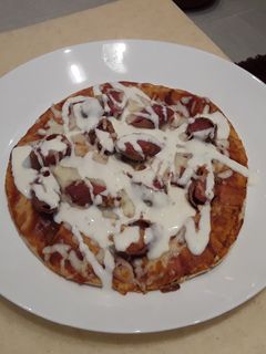 صورة لوصفة بيتزا دايت بالهوت دوغ 😍🍕