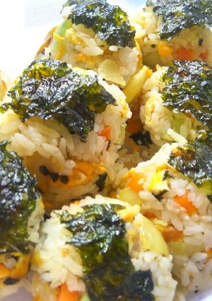 Foto resep Jumeokbap (nasi kepal korea)