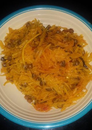 A picture of Abacha with pigeon beans.