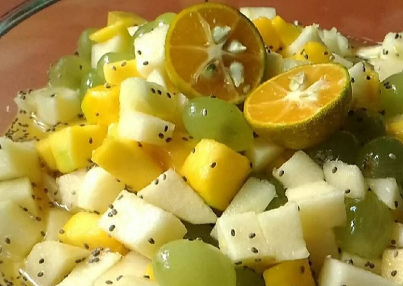 Fresh fruit with calamansi juice