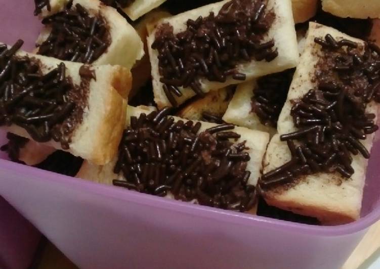 Bahan Mini Double Choco Bagelen | Langkah Membuat Mini Double Choco Bagelen Yang Menggugah Selera