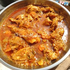 A picture of Chicken curry.