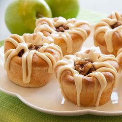 A picture of Salted Caramel Apple Cups.