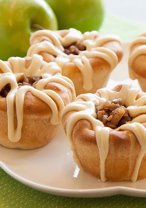 A picture of Salted Caramel Apple Cups.