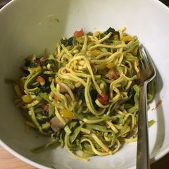A picture of Thai vegetarian noodles.