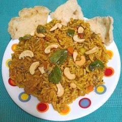 A picture of Bisi Bele Huli Ana (Hot Lentils & Rice).