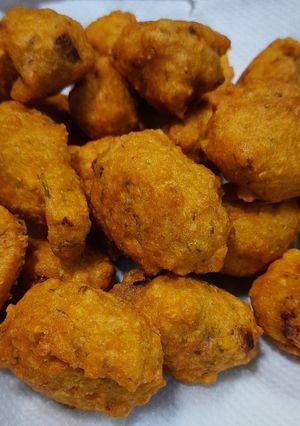 मुग डाळ भजी रेसिपी (moong daal bhaji recipe in marathi) रेसिपी चे मुख्य फोटो 