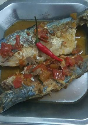 Hình của món Cá nục sốt cà.
