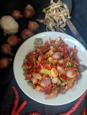 Cara Gampang Membikin Resep Sambal Bawang Merah ikan teri yang Sempurna Anti Ribet, Mantap Sekali
