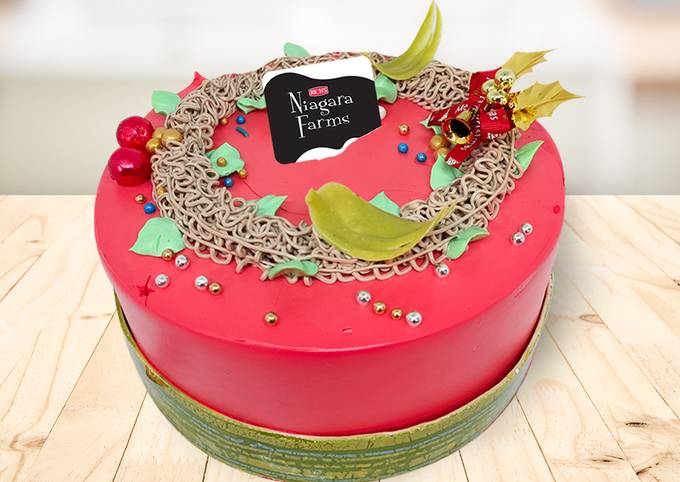 Red Velvet Pudding Cake