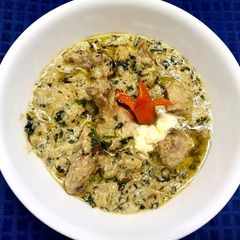 A picture of Methi Chicken Malai.
