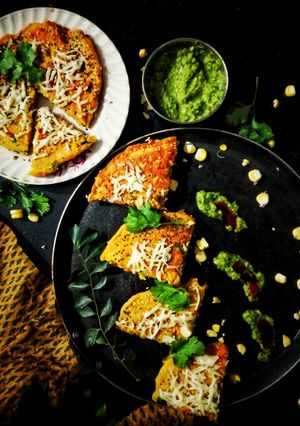 કોર્ન ચીઝ હાંડવો (Corn Cheese Handvo Recipe In Gujarati) રેસીપી મુખ્ય ફોટો