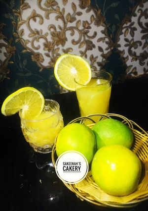 A picture of Fresh orange juice.