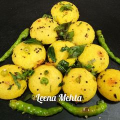 A picture of Rukhi Dhokla.