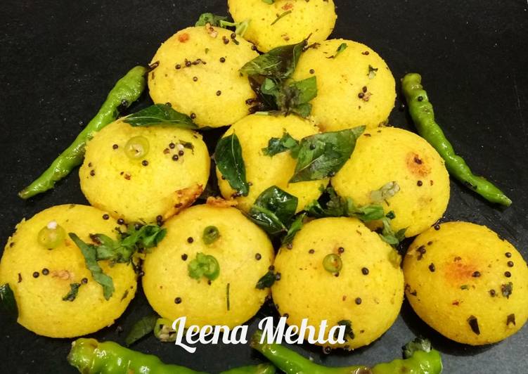 How to Prepare Speedy Rukhi Dhokla