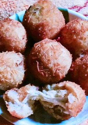 চীজ বল (cheese ball recipe in Bengali) রেসিপির প্রধান ছবি