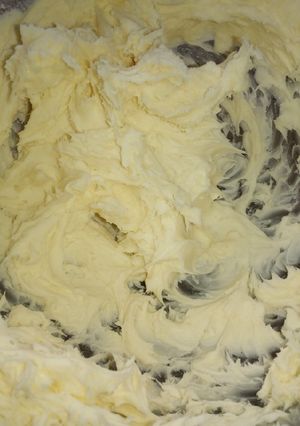 Una foto de Ganache de chocolate blanco