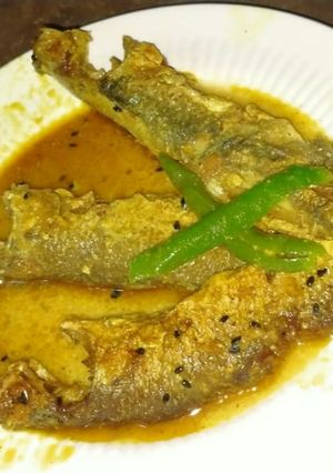 পার্শে মাছের তেল ঝাল(arshe maacher tel jhaal recipe in Bengali) রেসিপির প্রধান ছবি