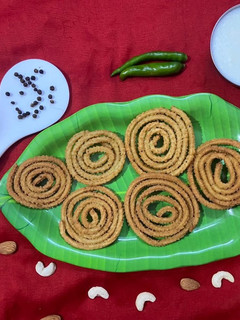 தயிர் முறுக்கு (Thayir murukku recipe in tamil) செய்முறை முக்கிய புகைப்படம்