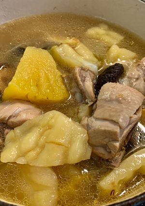 鳳梨苦瓜雞湯 的食譜成品照片