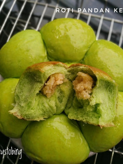 Foto resep #182. Roti Sobek Pandan Isi Keju