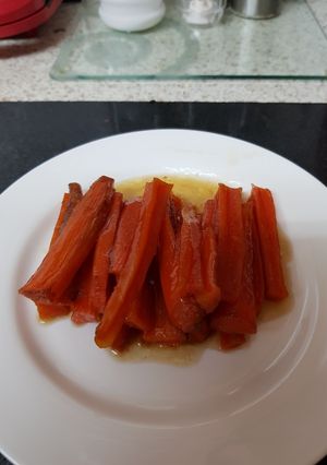 A picture of My Sweet Roast Carrots. 🥕.