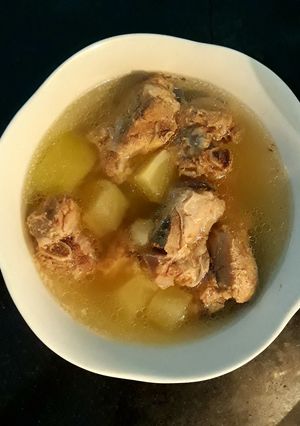 Hình của món Canh sườn hầm đủ đủ xanh.