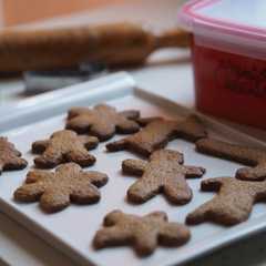 Una foto de Galletas de jengibre y canela