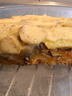 Una foto de Milhojas de papas, zapallitos y boniato