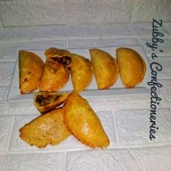 A picture of Baked Meat pie.