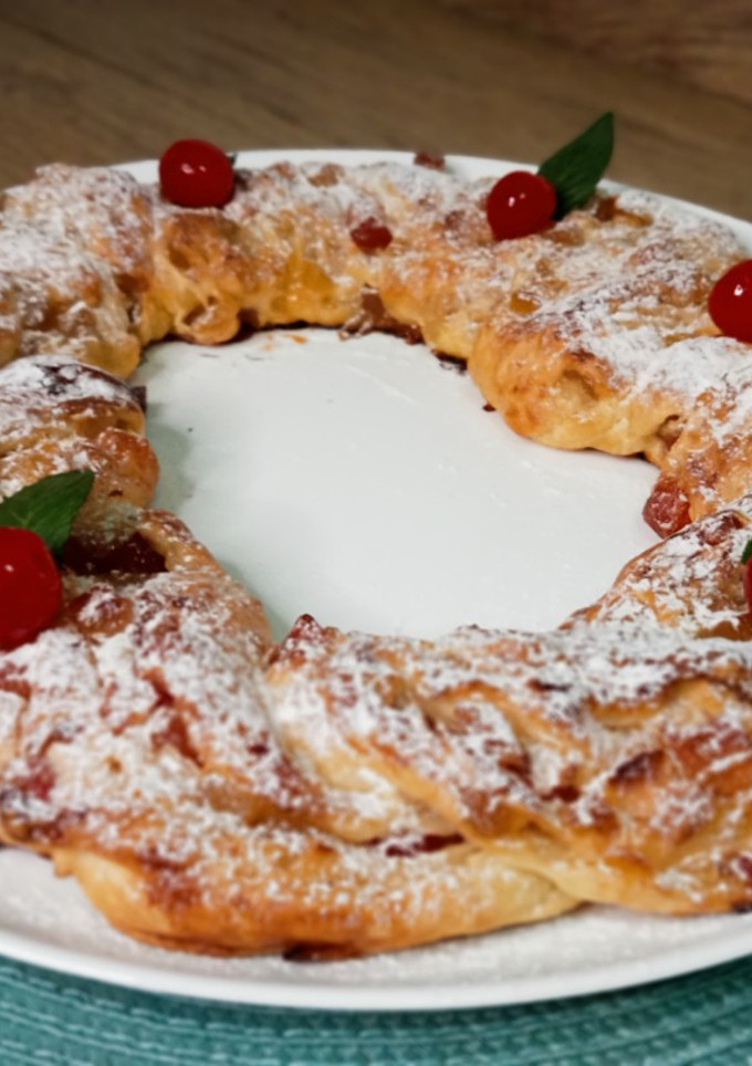 Una foto de Roscón de Reyes express de hojaldre