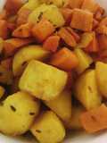 জিরা আলু গাজর ভাজা(jeera aloo gajar bhaja recipe in Bengali)