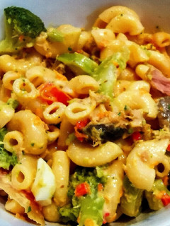 Una foto de Gobetti Rigati Tuna & Vegetable Salad