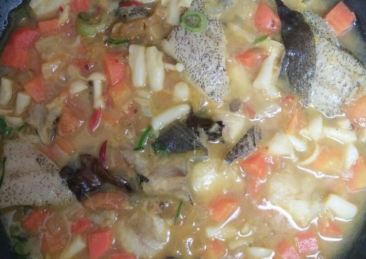 Cara Gampang Menyiapkan Sop ikan asam pedas yang Lezat Sekali