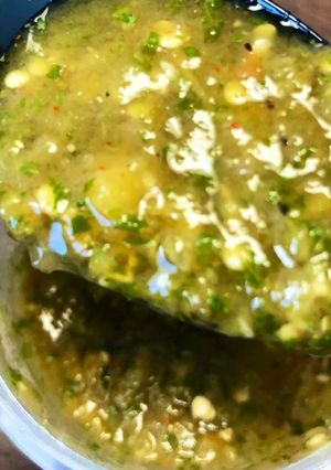 A picture of Burns Homemade Salsa Verde.