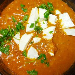 A picture of Paneer butter masala.