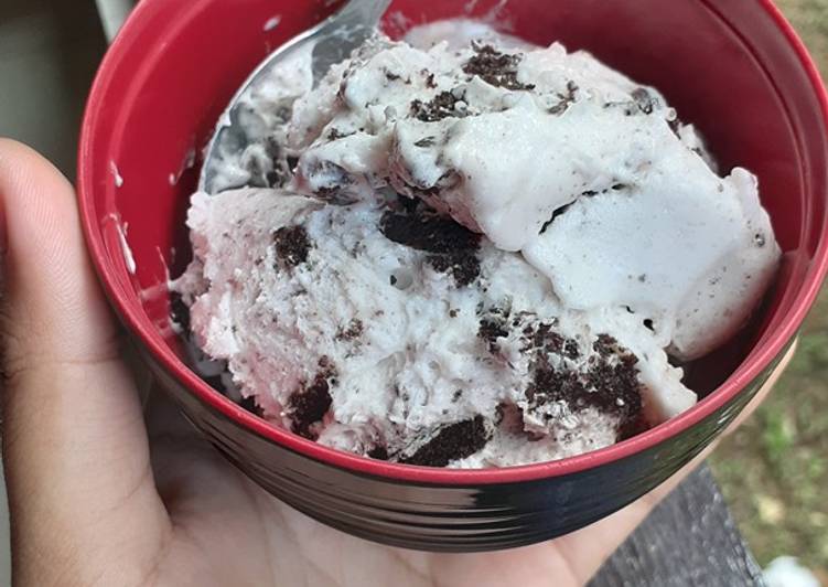 Rahasia Menyiapkan 15. Ice Cream Chocochips Pondan + Oreo ala Reg’s Dish 🍽 Anti Ribet!