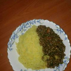 A picture of Tumeric rice and lentils.
