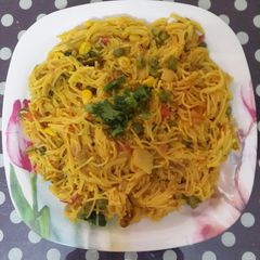 A picture of Vegetable vermicelli.