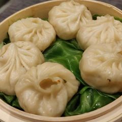 A picture of Veg momos.