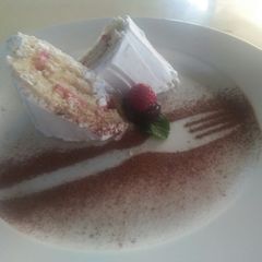 A picture of Vanilla swiss roll.