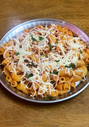 A picture of Red sauce pasta.