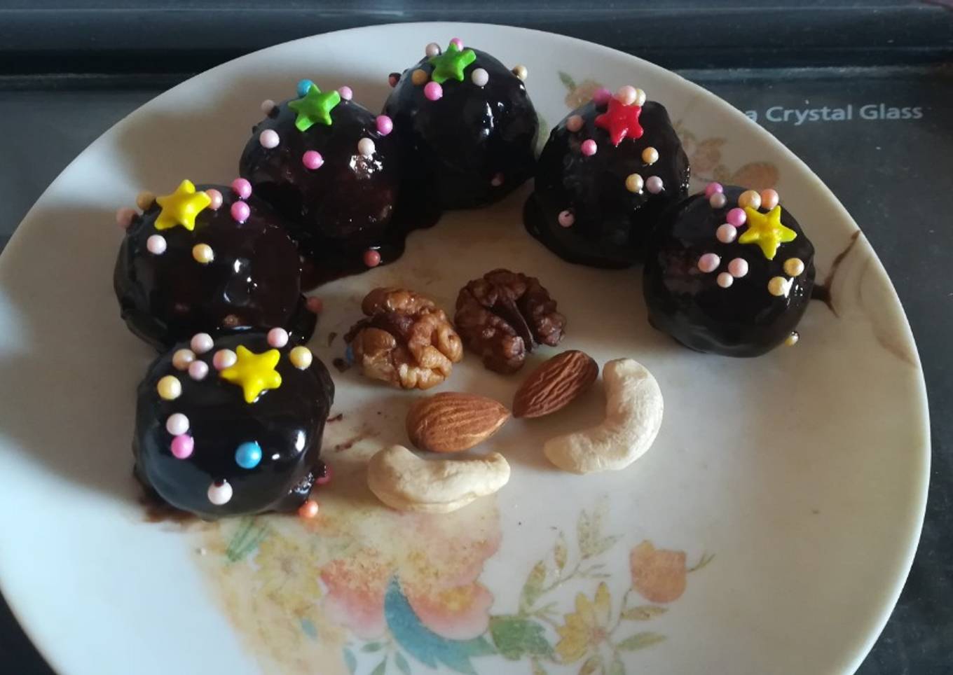 Dry fruit laddoo