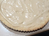 Tarta de banana con crema y dulce de leche